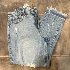 A&F - THE MOM HIGH RISE - CURVE LOVE - 27/4R